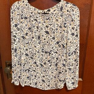 LOFT Blue and White Floral Blouse sz small